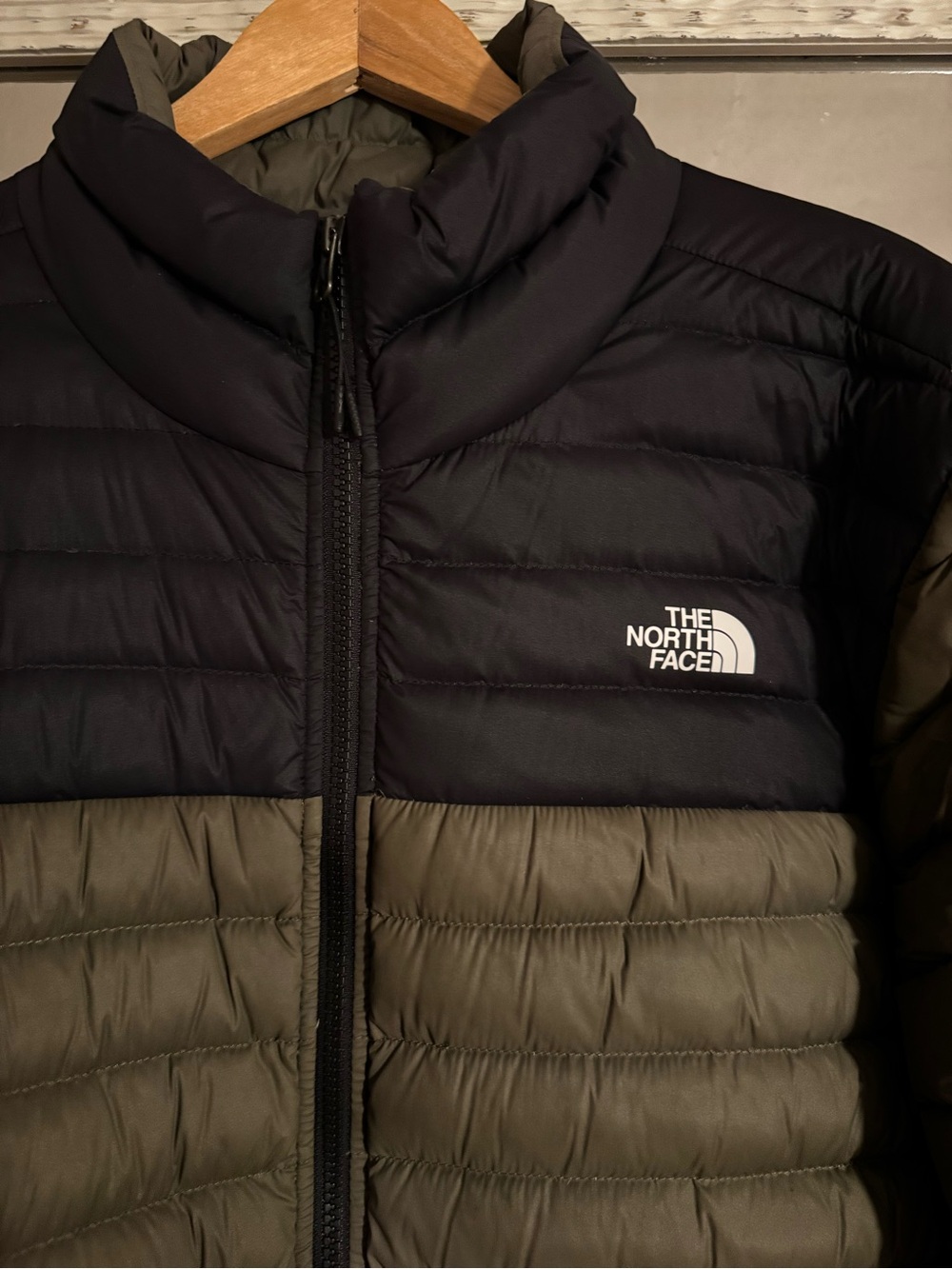 The North Face 700 Puffer Jacket green/black